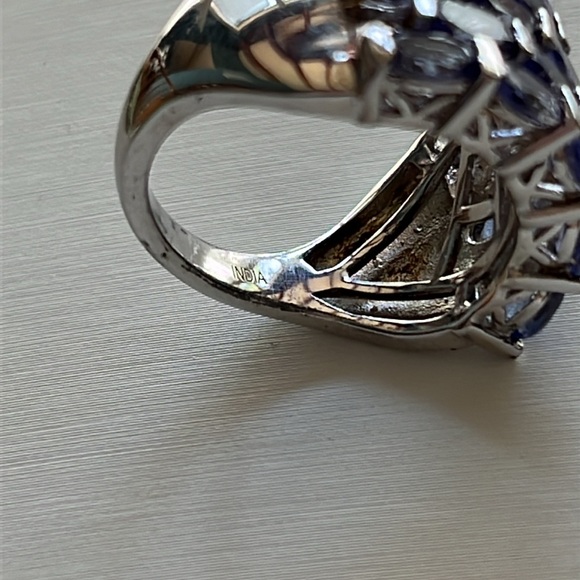 Large sterling and Tanzanite ring size 7 marked STS 925 India - Picture 9 of 14